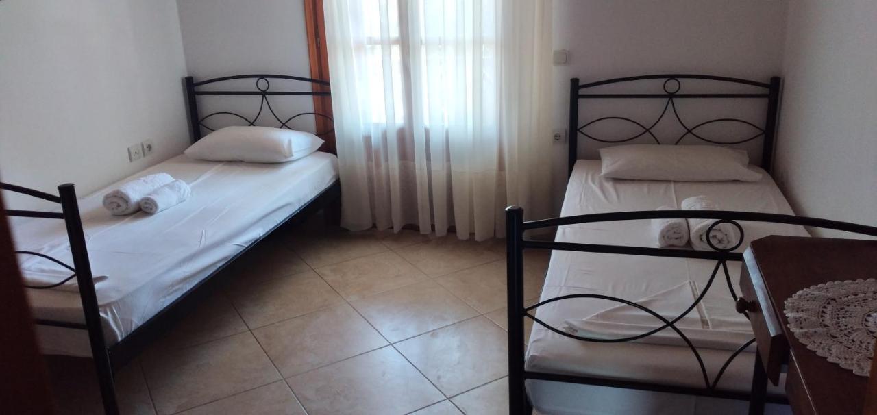Athina Studio Apartments Kérveli Kültér fotó